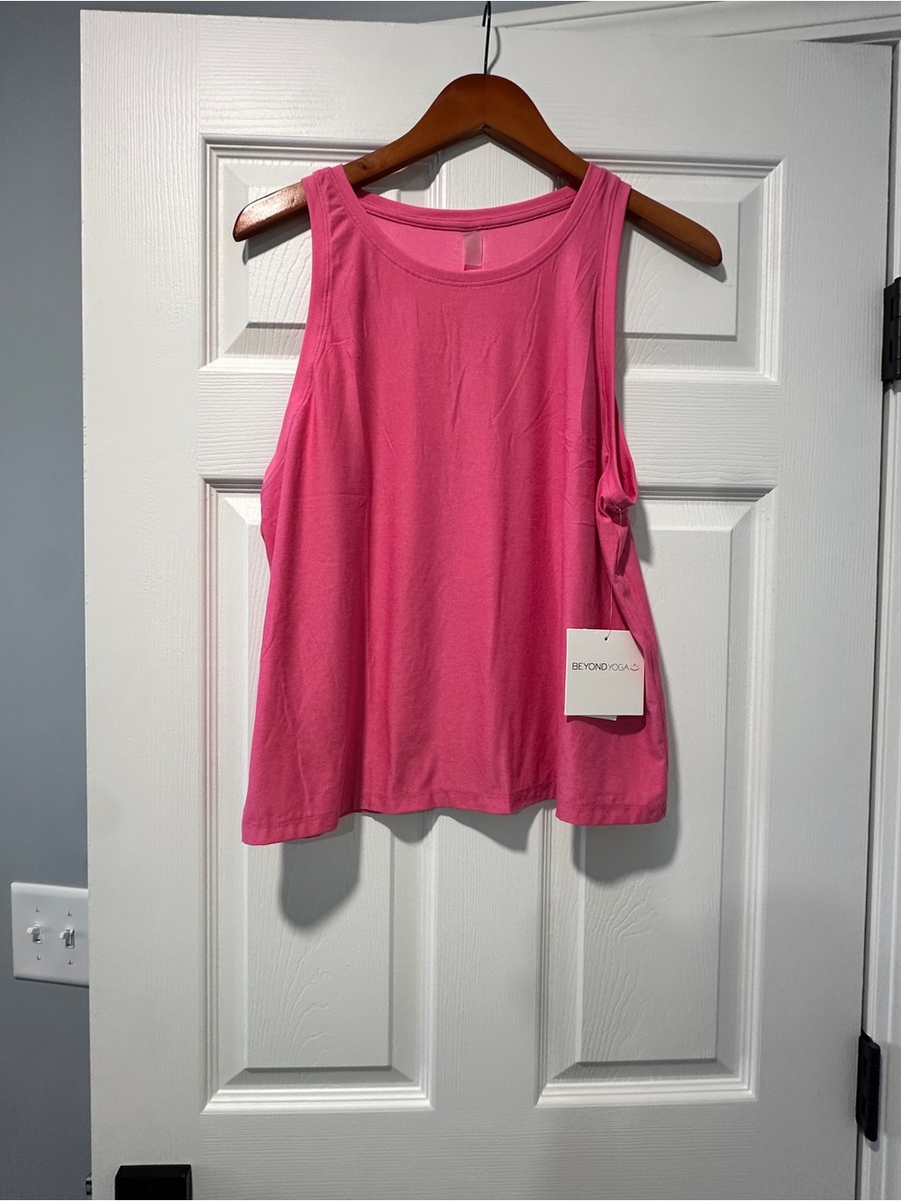 Beyond Yoga Hot Pink Scoop Neck Tank